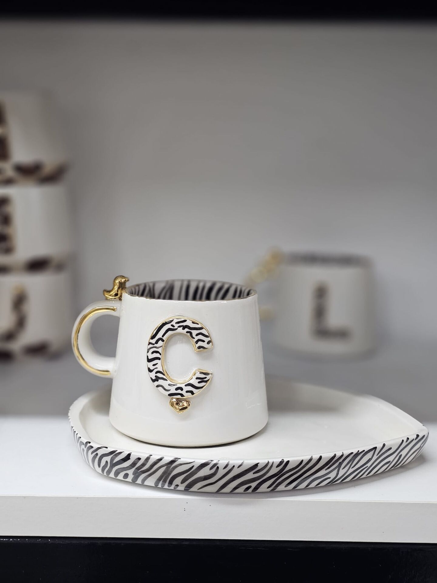 ZEBRA DESENLİ MUG  Ç [tabaklı]